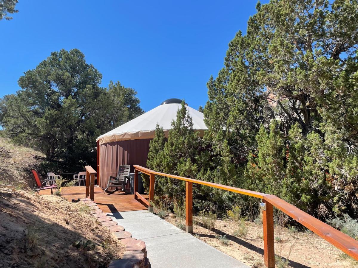 Escalante Yurts - Luxury Lodging エクステリア 写真