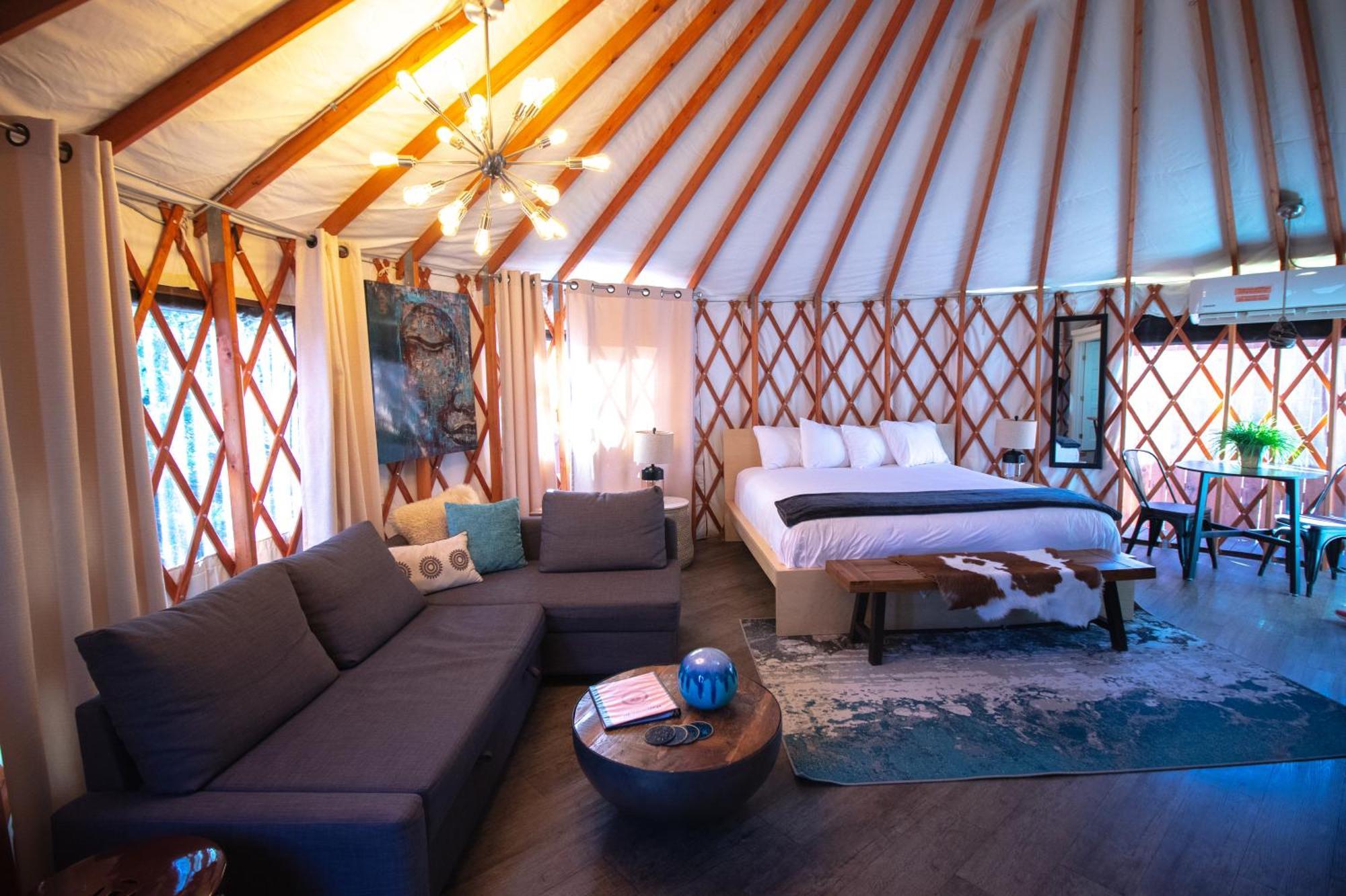 Escalante Yurts - Luxury Lodging エクステリア 写真